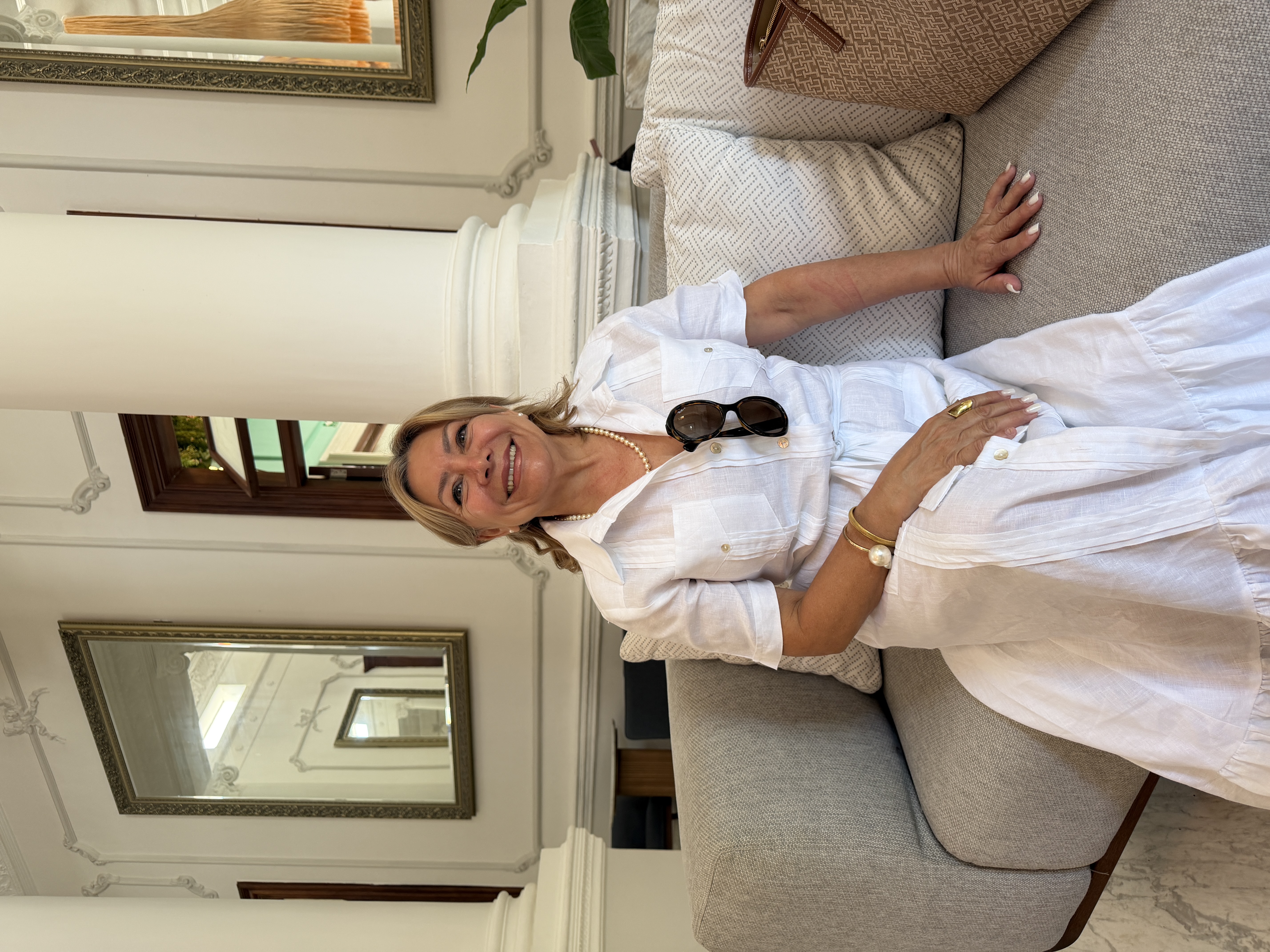 Violeta Baduy, Directora Comercial